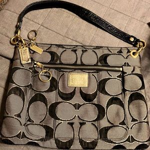 Excellent Used Condition COACH Handbag